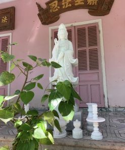 Tôn tượng mẹ quan âm