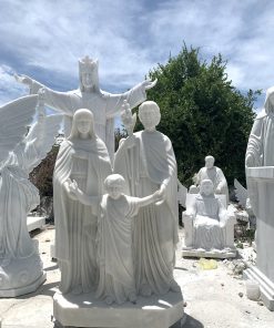 Tượng bên công giáo